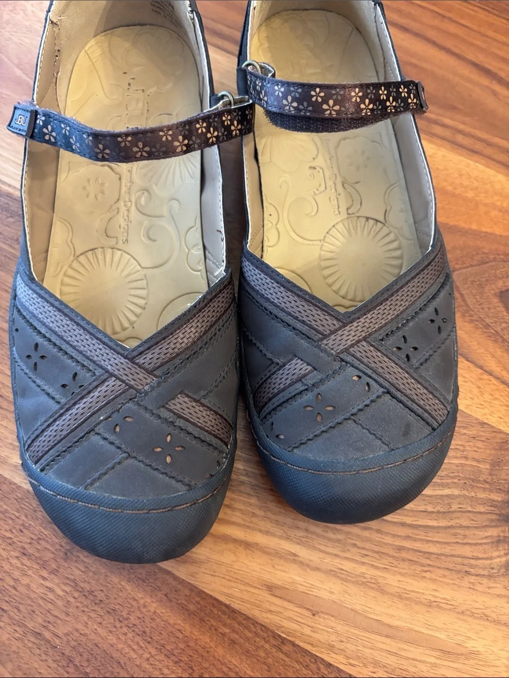 JBU J-41 Mary Jane Brown Floral Flats Shoe Women’s Size 10